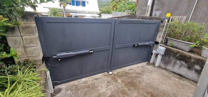 Installation portail automatique Saint-Paul